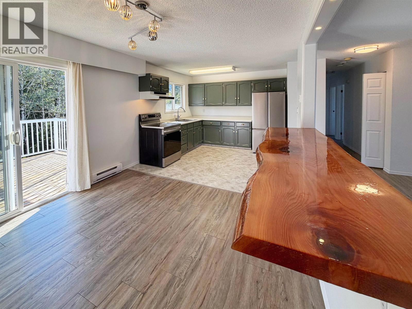 1313 Omineca Avenue Property Photo 2