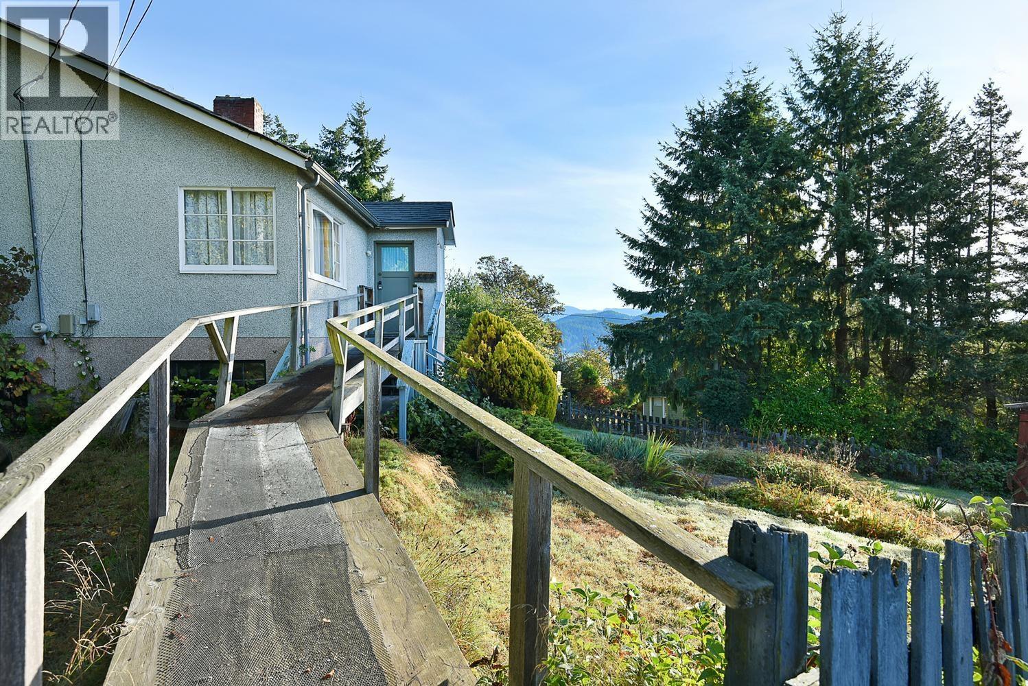 547 N Fletcher Road Property Photo 5