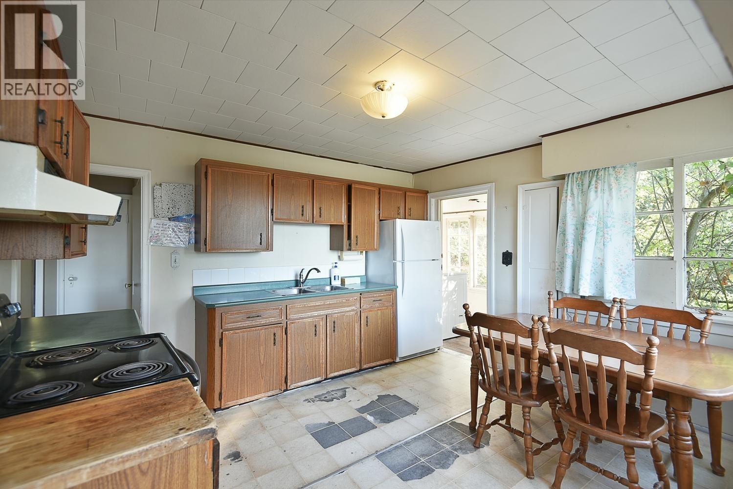 547 N Fletcher Road Property Photo 9