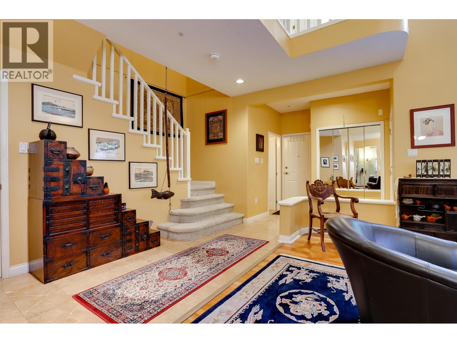 24 5650 Hampton Place Property Photo 8