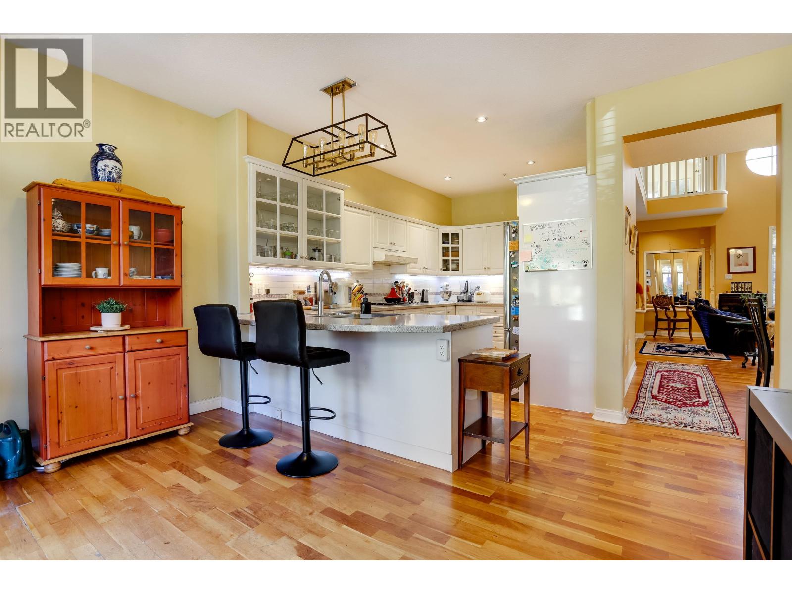 24 5650 Hampton Place Property Photo 16