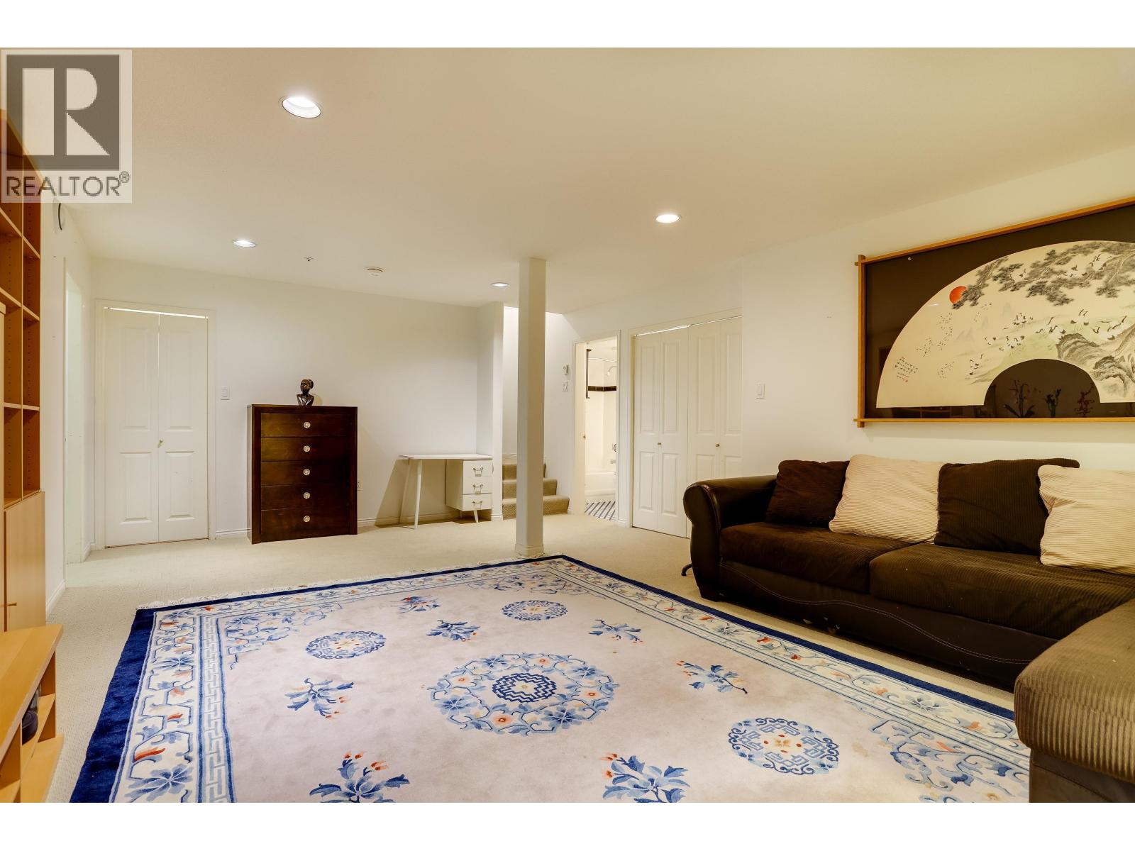 24 5650 Hampton Place Property Photo 29