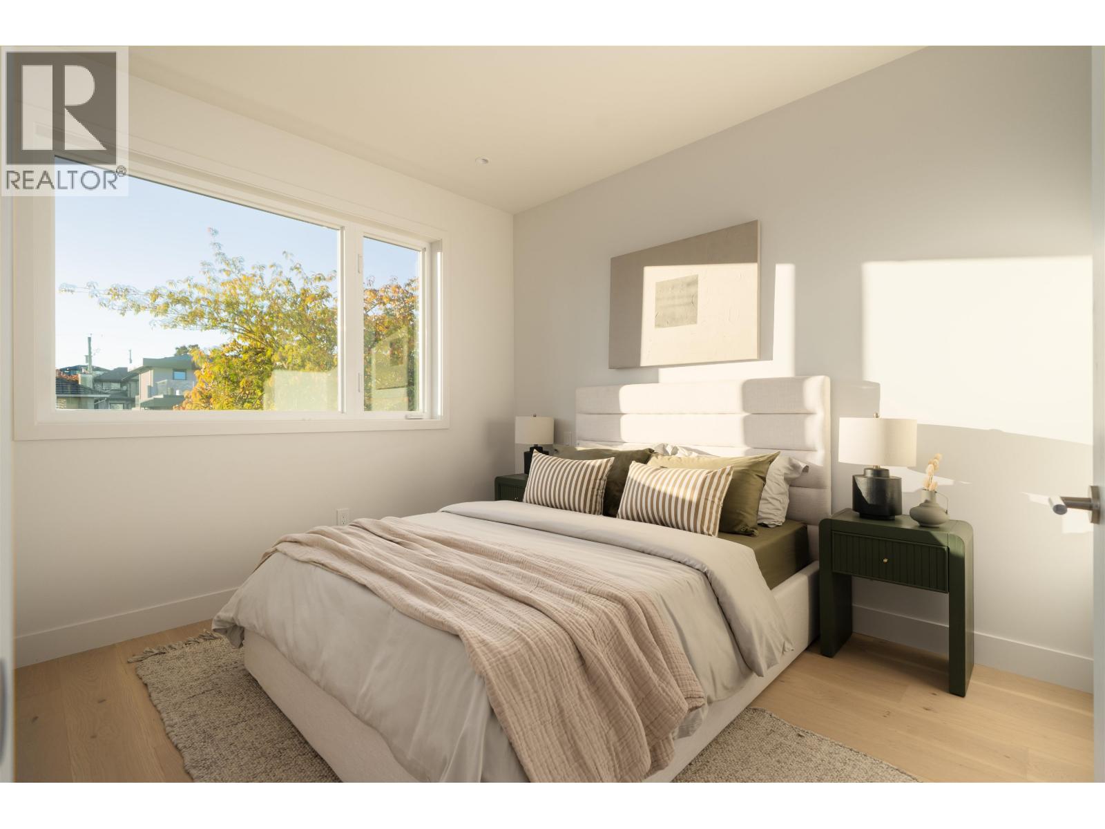 2 1458 Rosser Avenue Property Photo 11