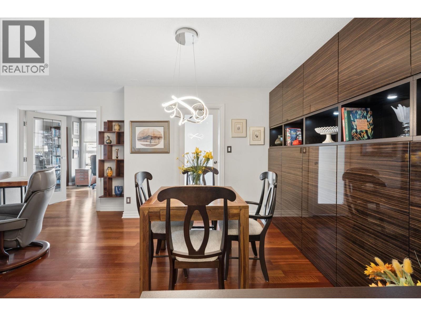1403 1010 Burnaby Street Property Photo 6