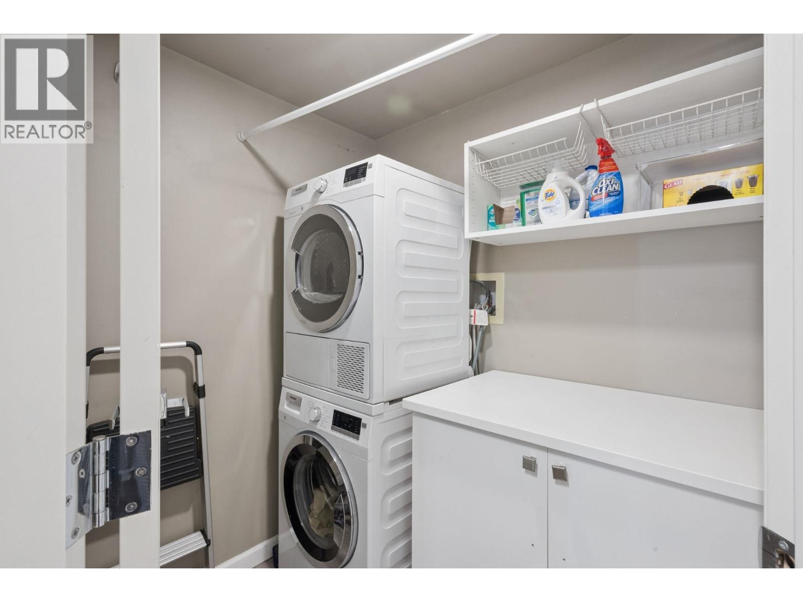 1403 1010 Burnaby Street Property Photo 21