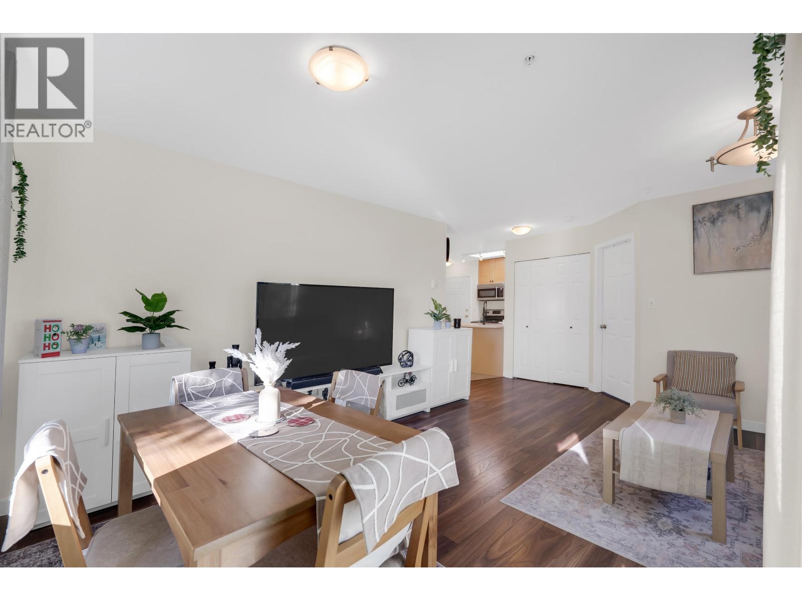B307 40120 Willow Crescent Property Photo 13