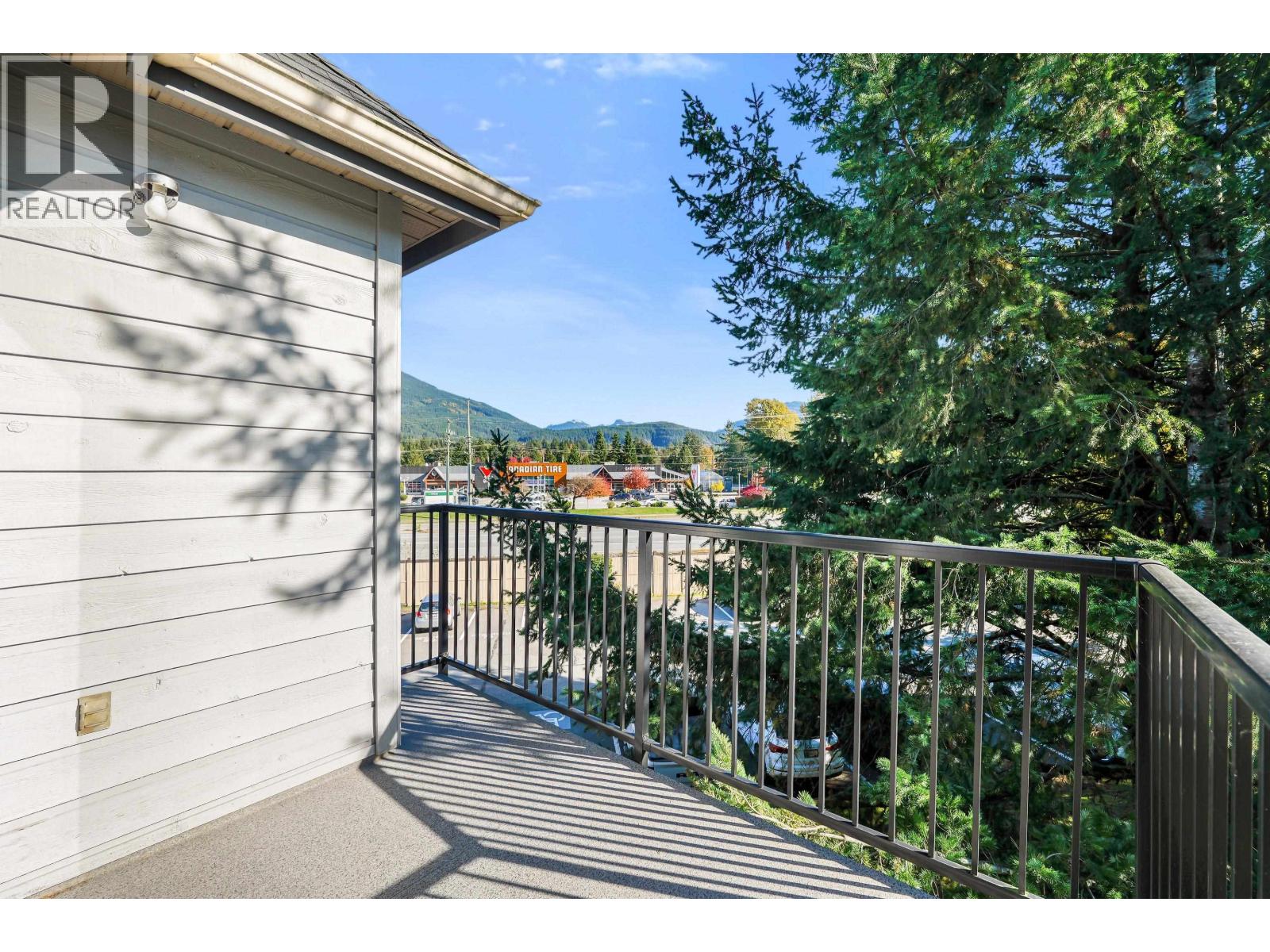 B307 40120 Willow Crescent Property Photo 17