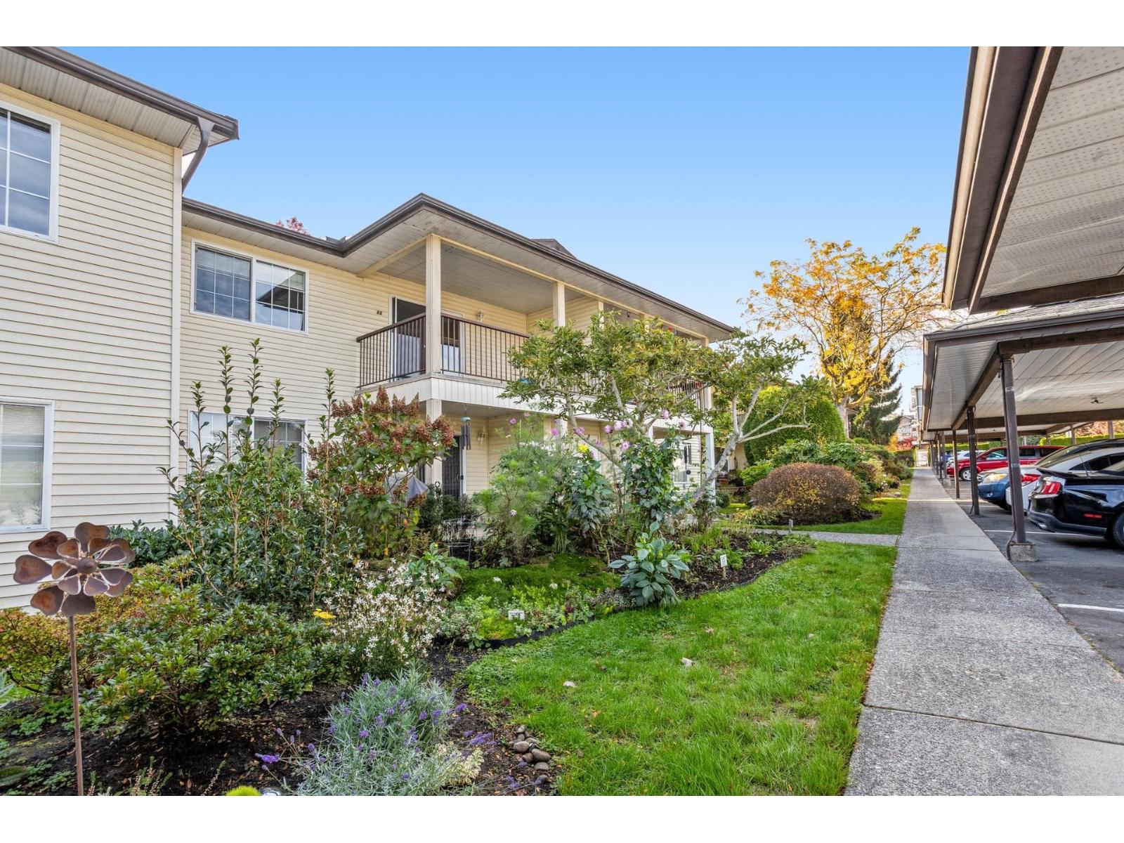 46 6467 197 Street Property Photo 25