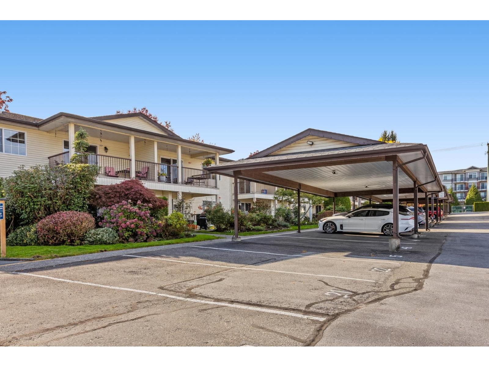 46 6467 197 Street Property Photo 26