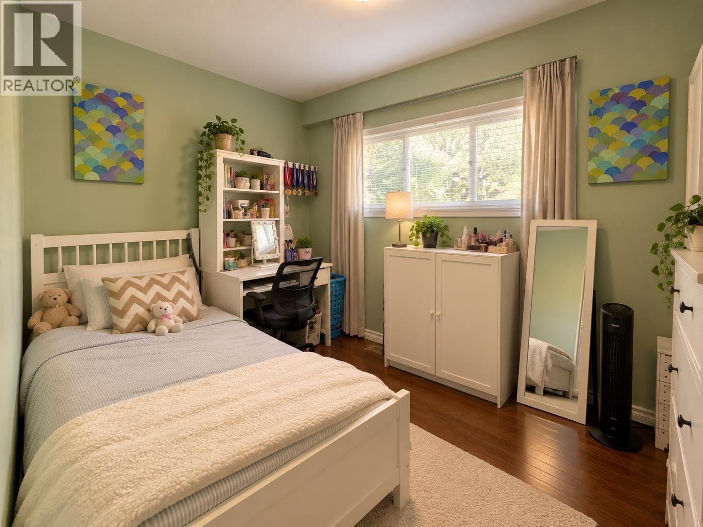 4676 Commercial Street Property Photo 5