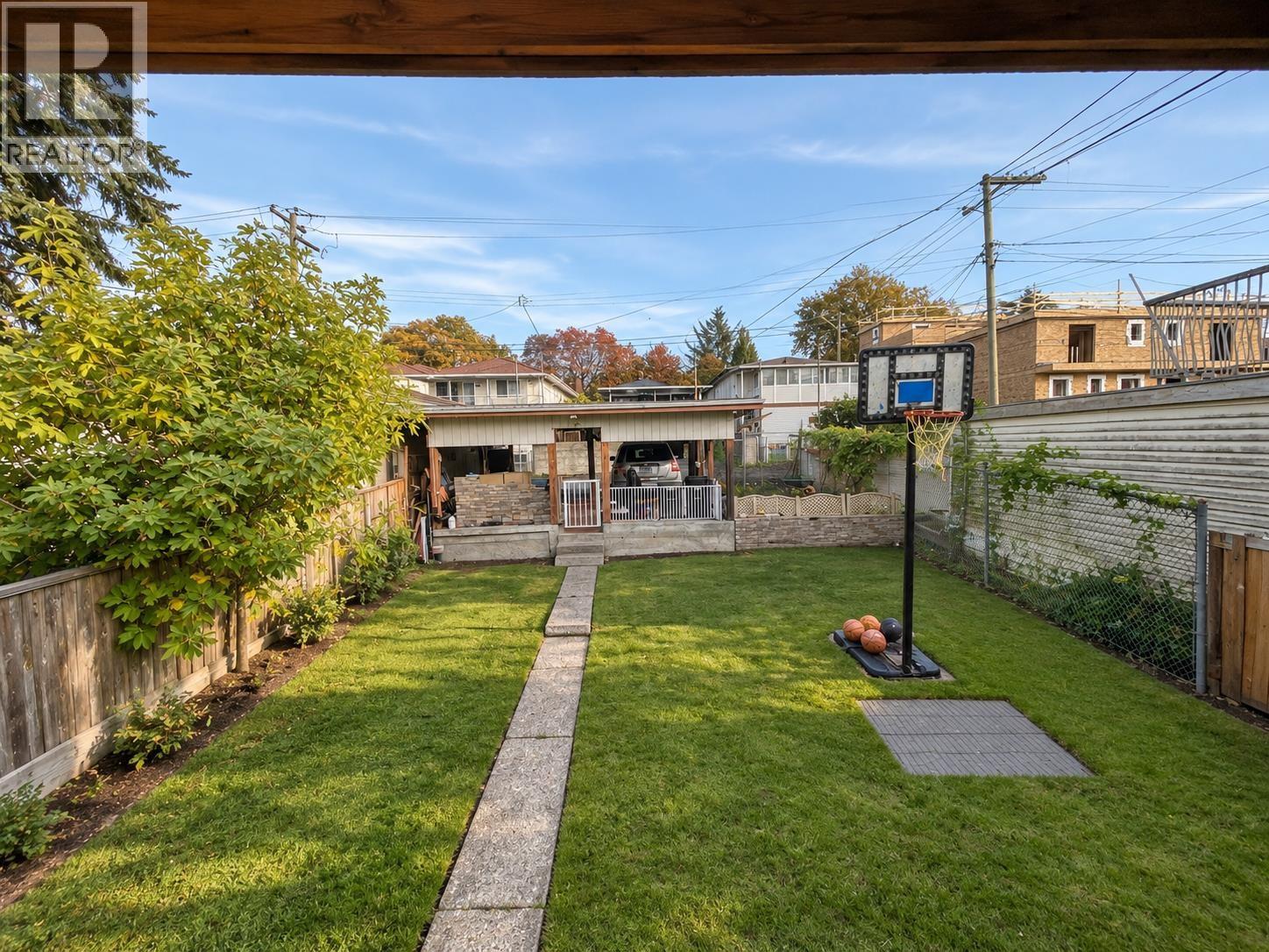 4676 Commercial Street Property Photo 13