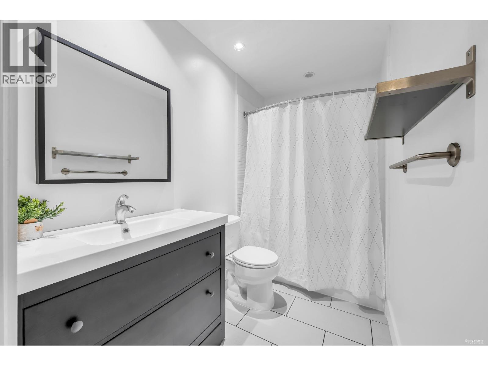 110 7488 Byrnepark Walk Property Photo 25