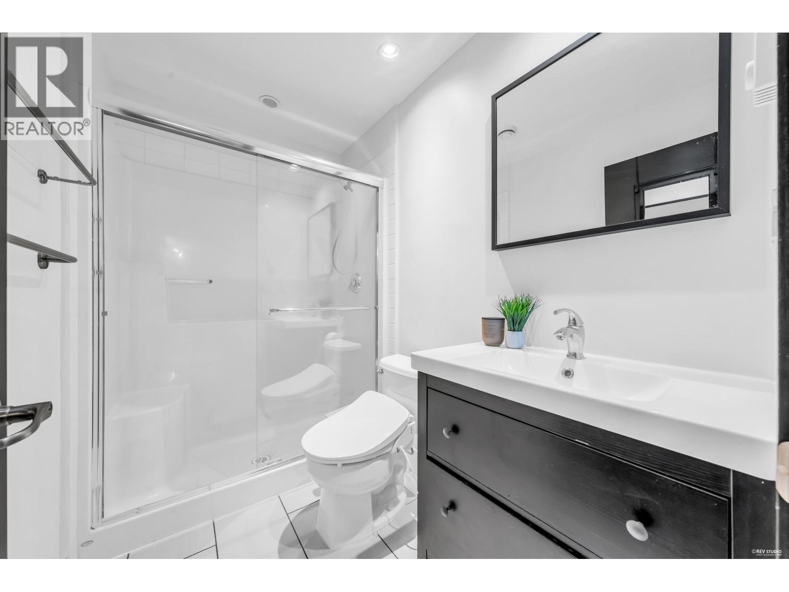 110 7488 Byrnepark Walk Property Photo 27