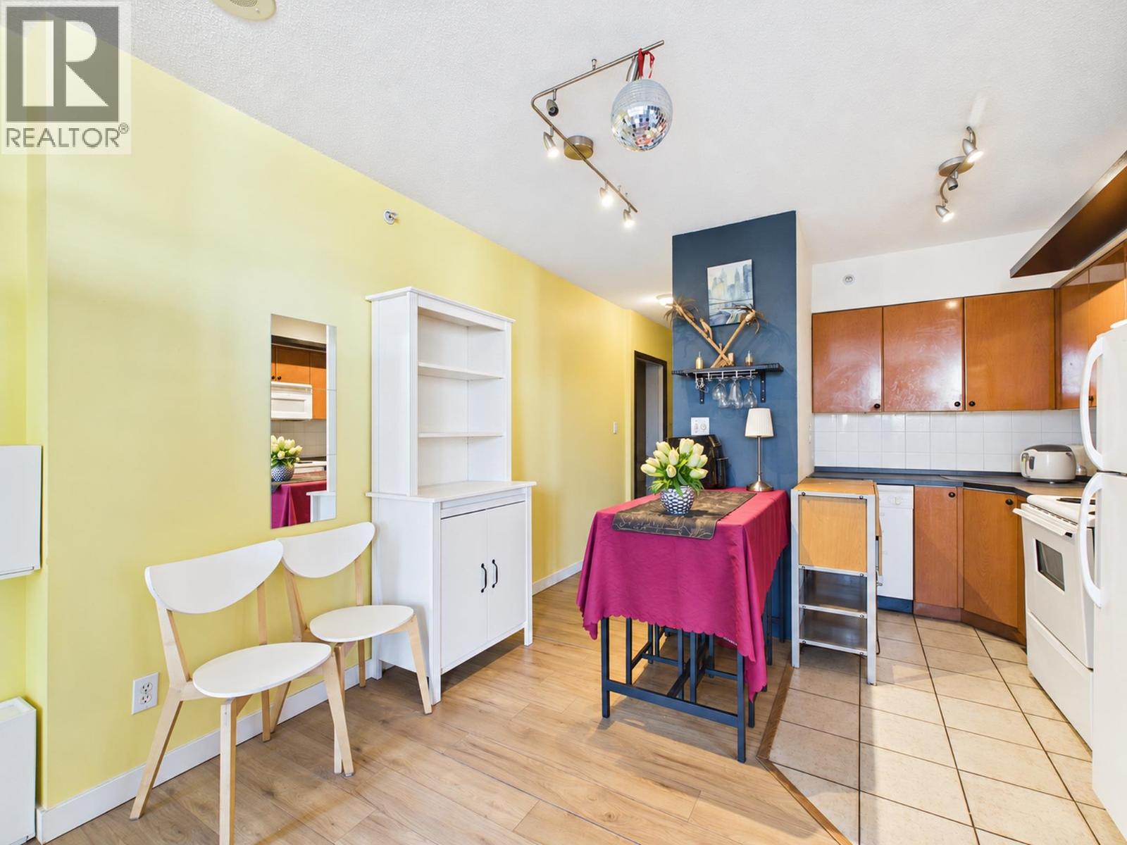 903 5911 Alderbridge Way Property Photo 10