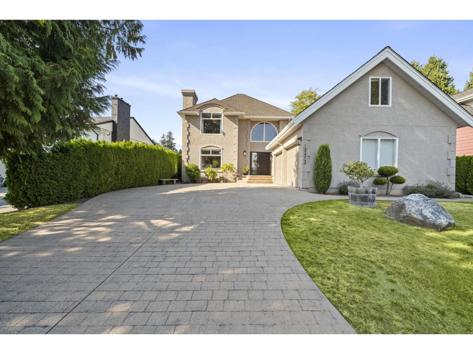 13473 14 Avenue Property Photo 2