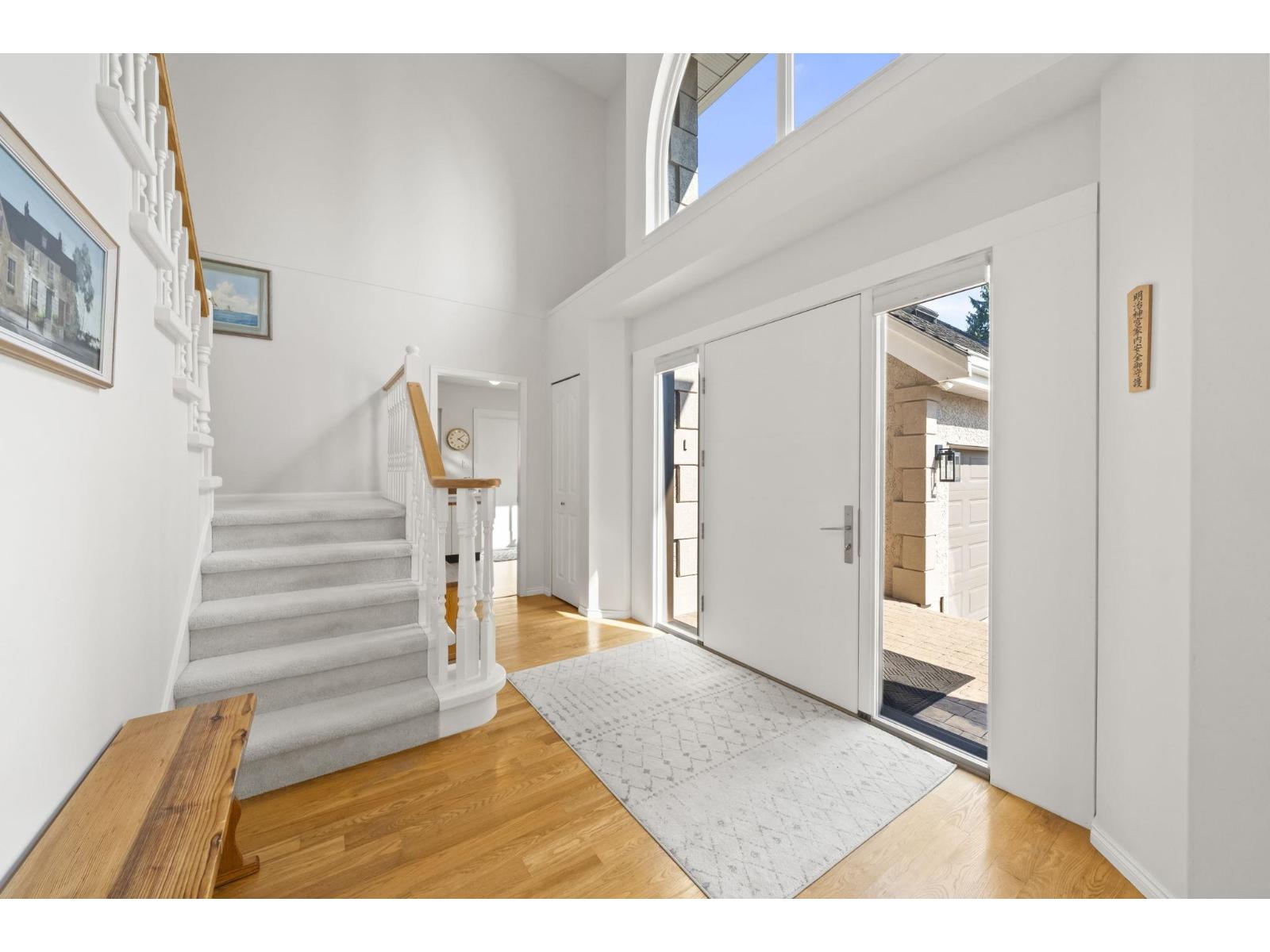 13473 14 Avenue Property Photo 3