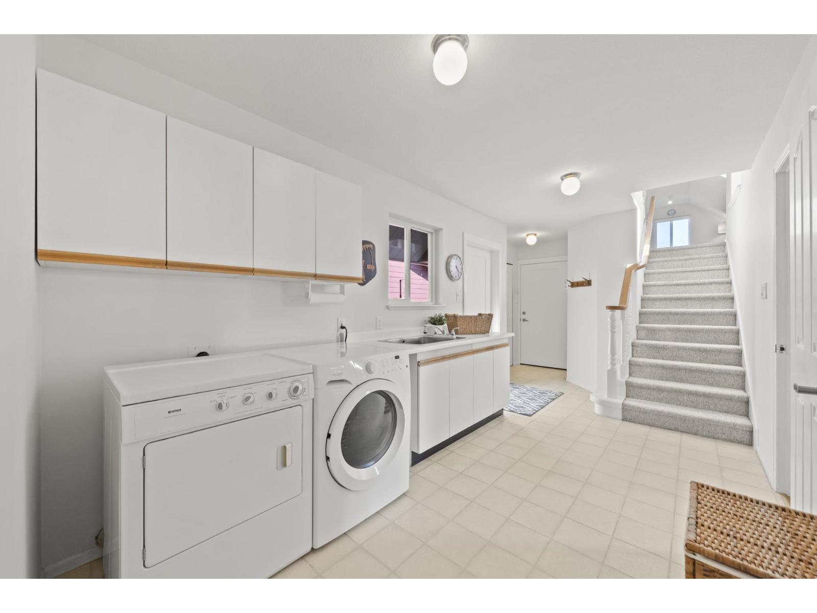 13473 14 Avenue Property Photo 18