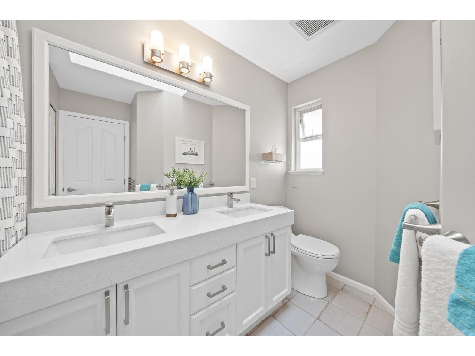 13473 14 Avenue Property Photo 26