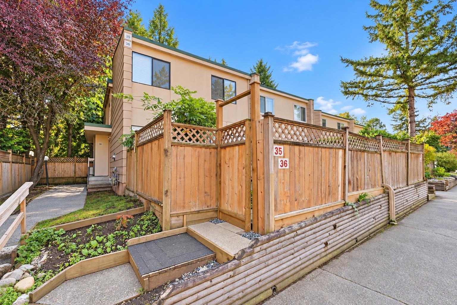 36 10565 153 Street Property Photo 1