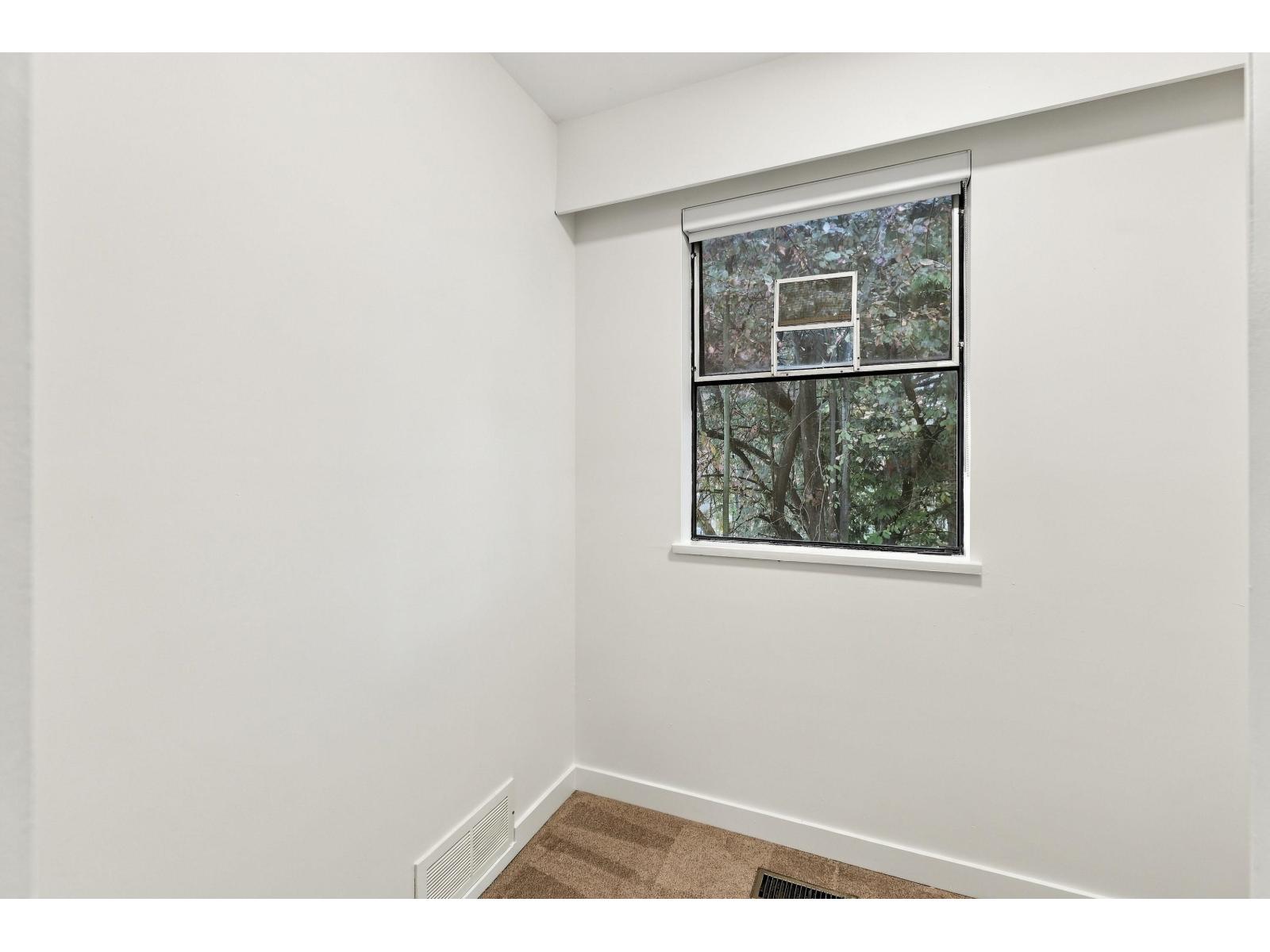 36 10565 153 Street Property Photo 24