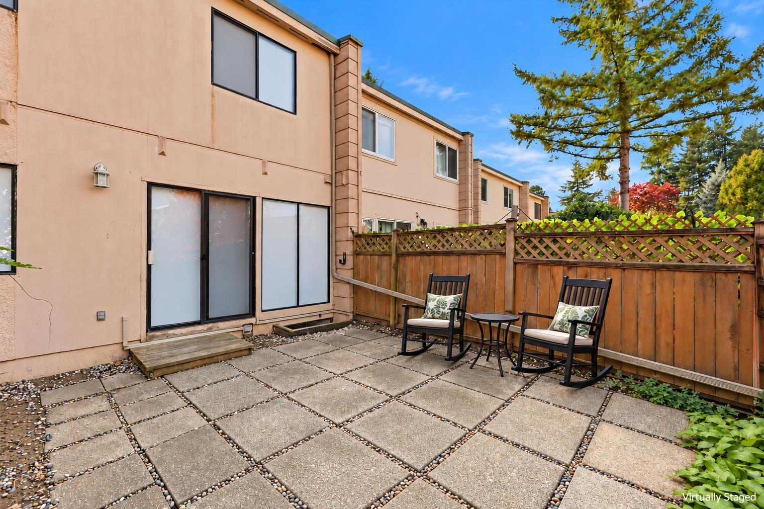 36 10565 153 Street Property Photo 34