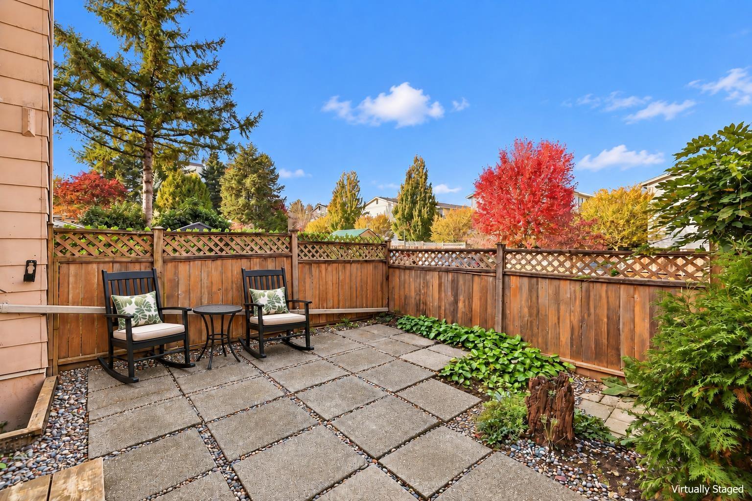 36 10565 153 Street Property Photo 36