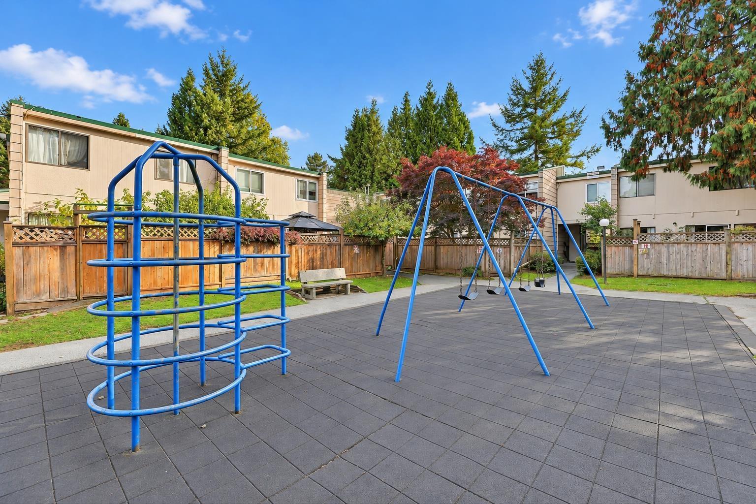 36 10565 153 Street Property Photo 40