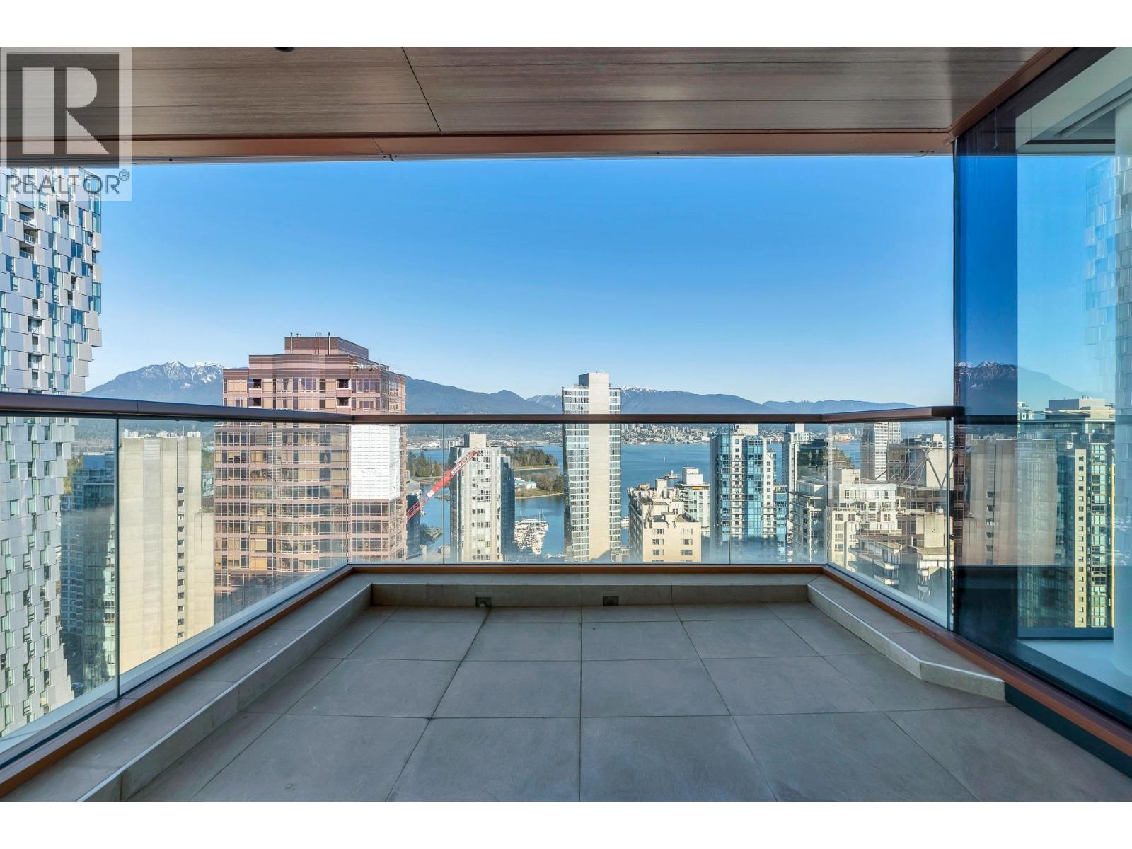 2502 1482 Robson Street Property Photo 8