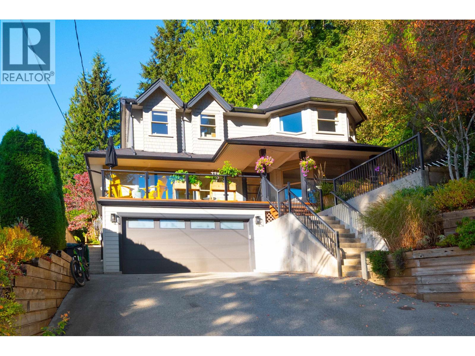4592 Cove Cliff Road Property Photo 1