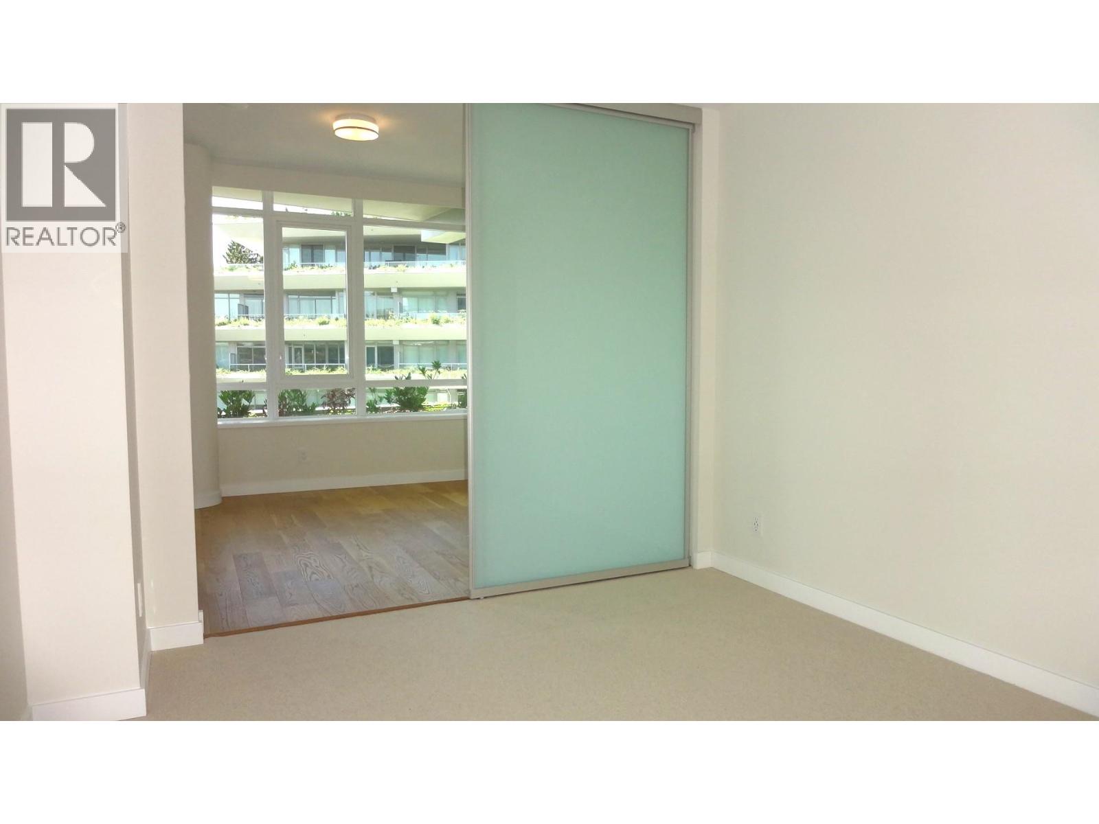 400 768 Arthur Erickson Place Property Photo 17