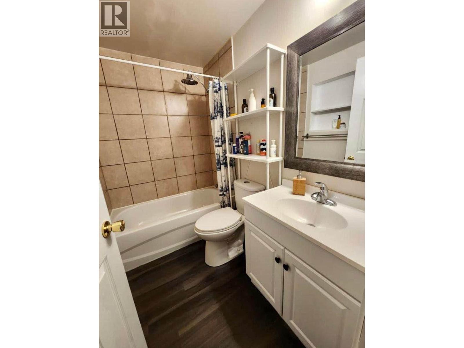5395 Georgia Street Property Photo 14