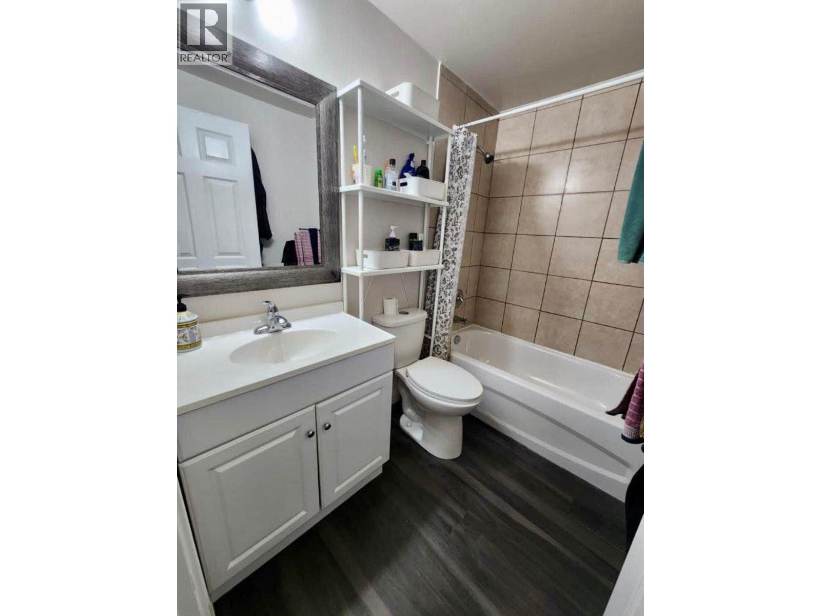 5395 Georgia Street Property Photo 15