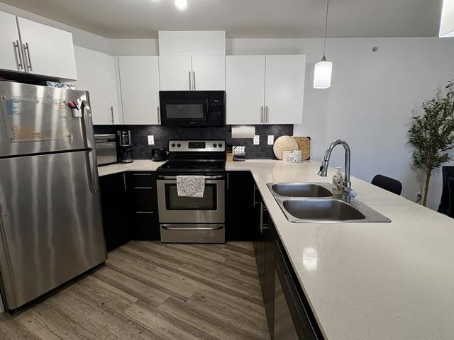 424 2565 Campbell Avenue Property Photo 9