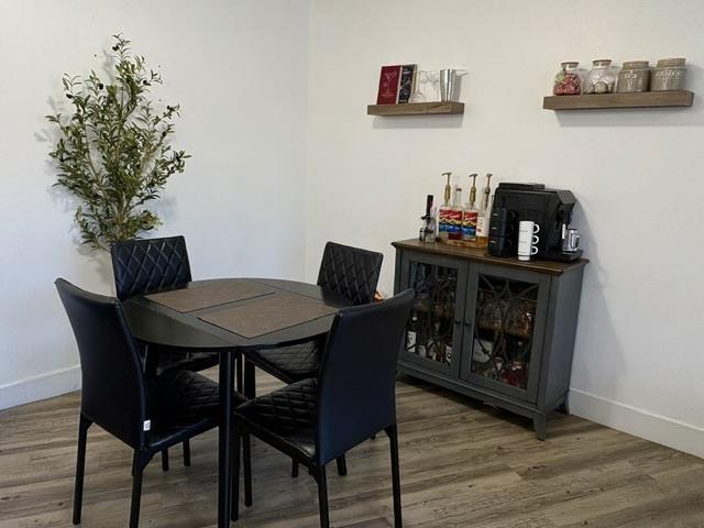 424 2565 Campbell Avenue Property Photo 16
