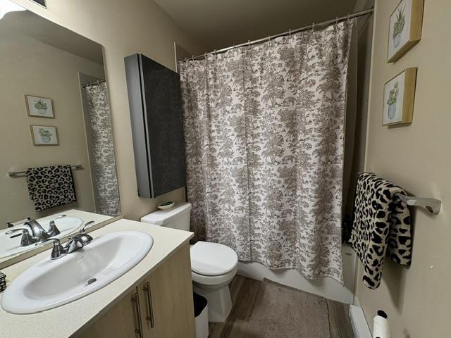 424 2565 Campbell Avenue Property Photo 21