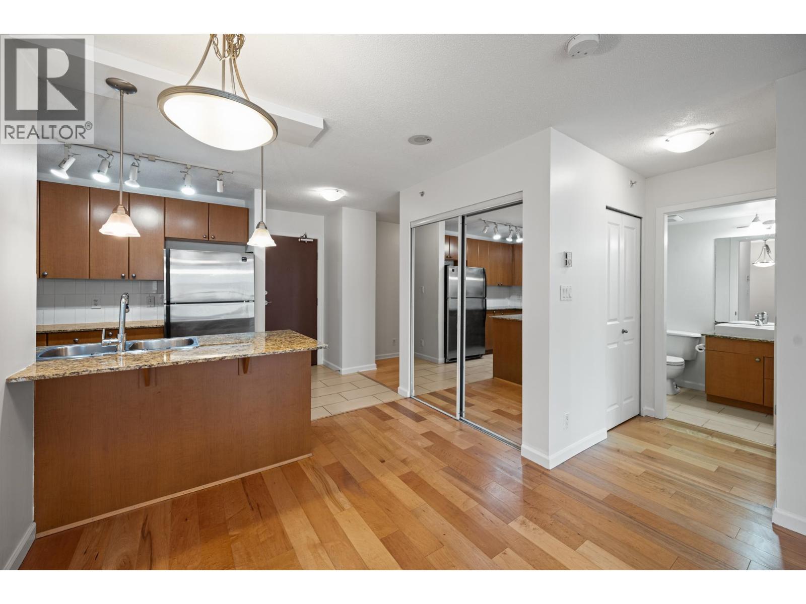508 610 Victoria Street Property Photo 13