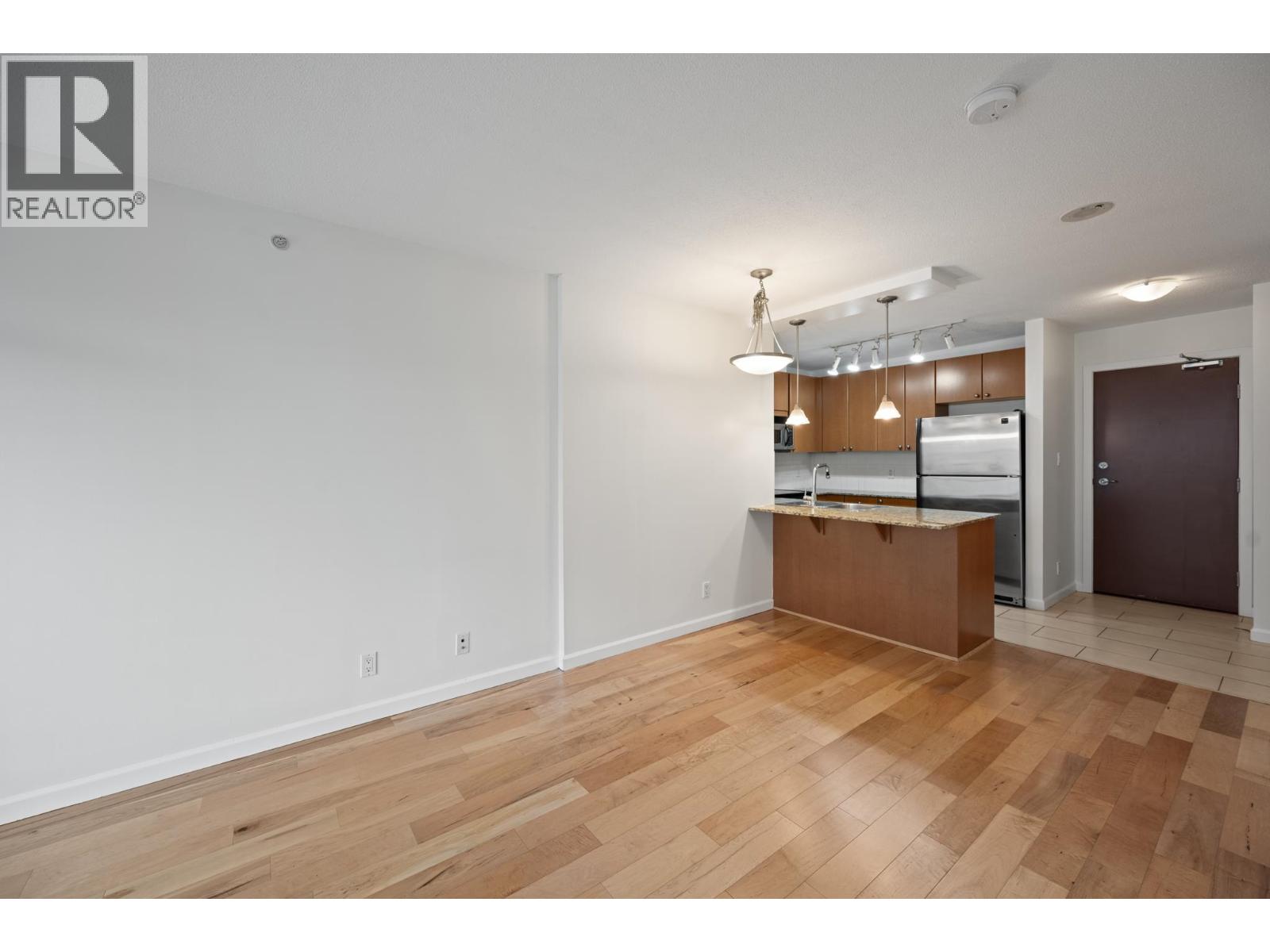 508 610 Victoria Street Property Photo 15