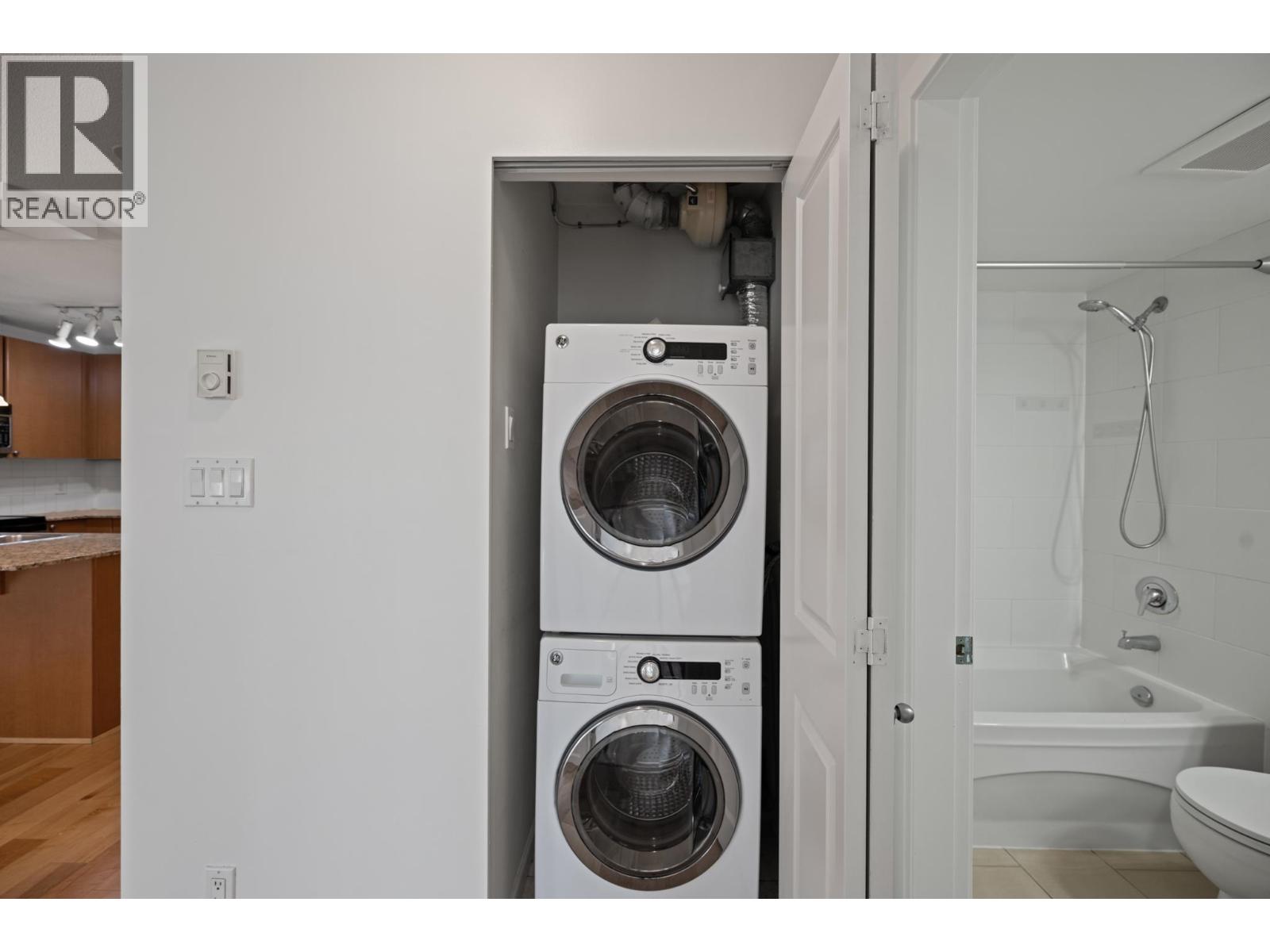 508 610 Victoria Street Property Photo 16