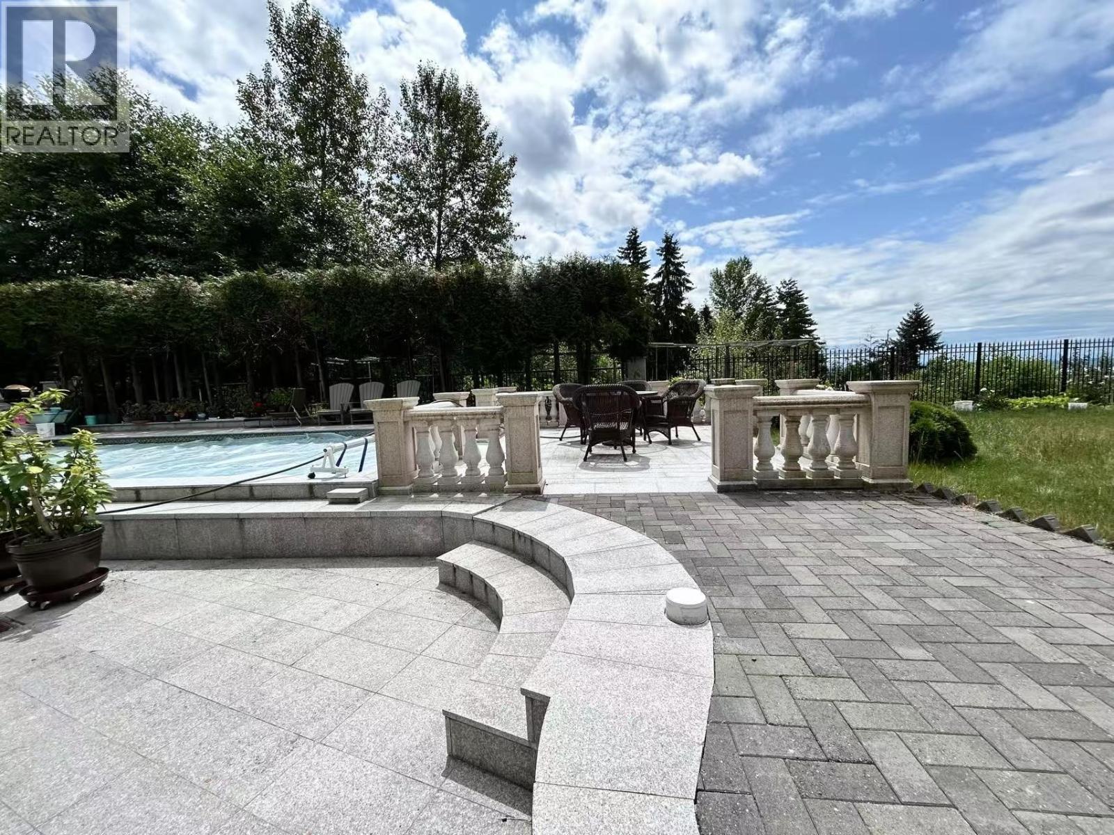 Bsmt 1310 Tyrol Road Property Photo 2