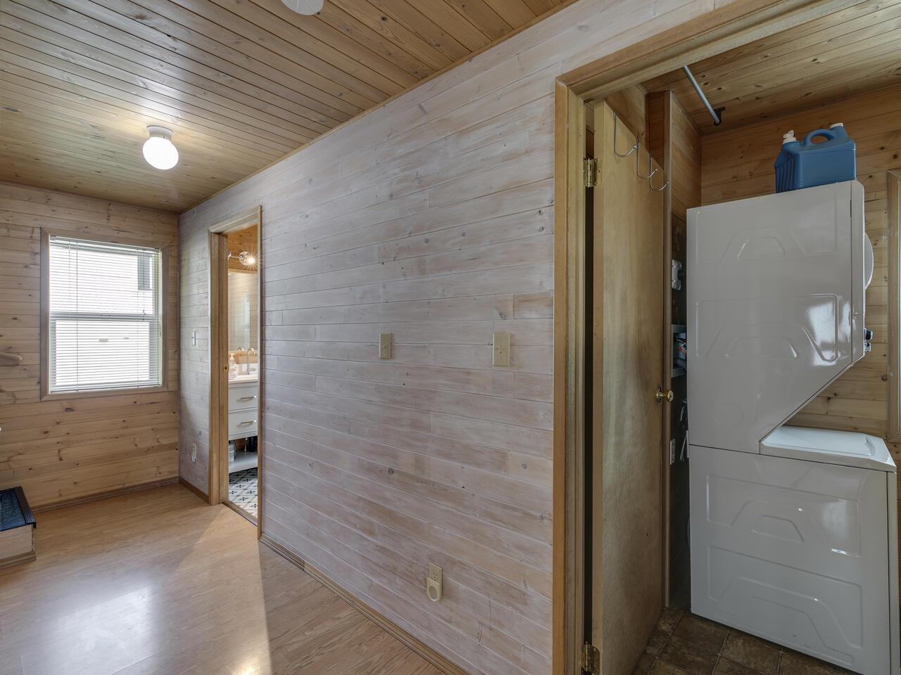 46880 Sakwi Creek Road Property Photo 4
