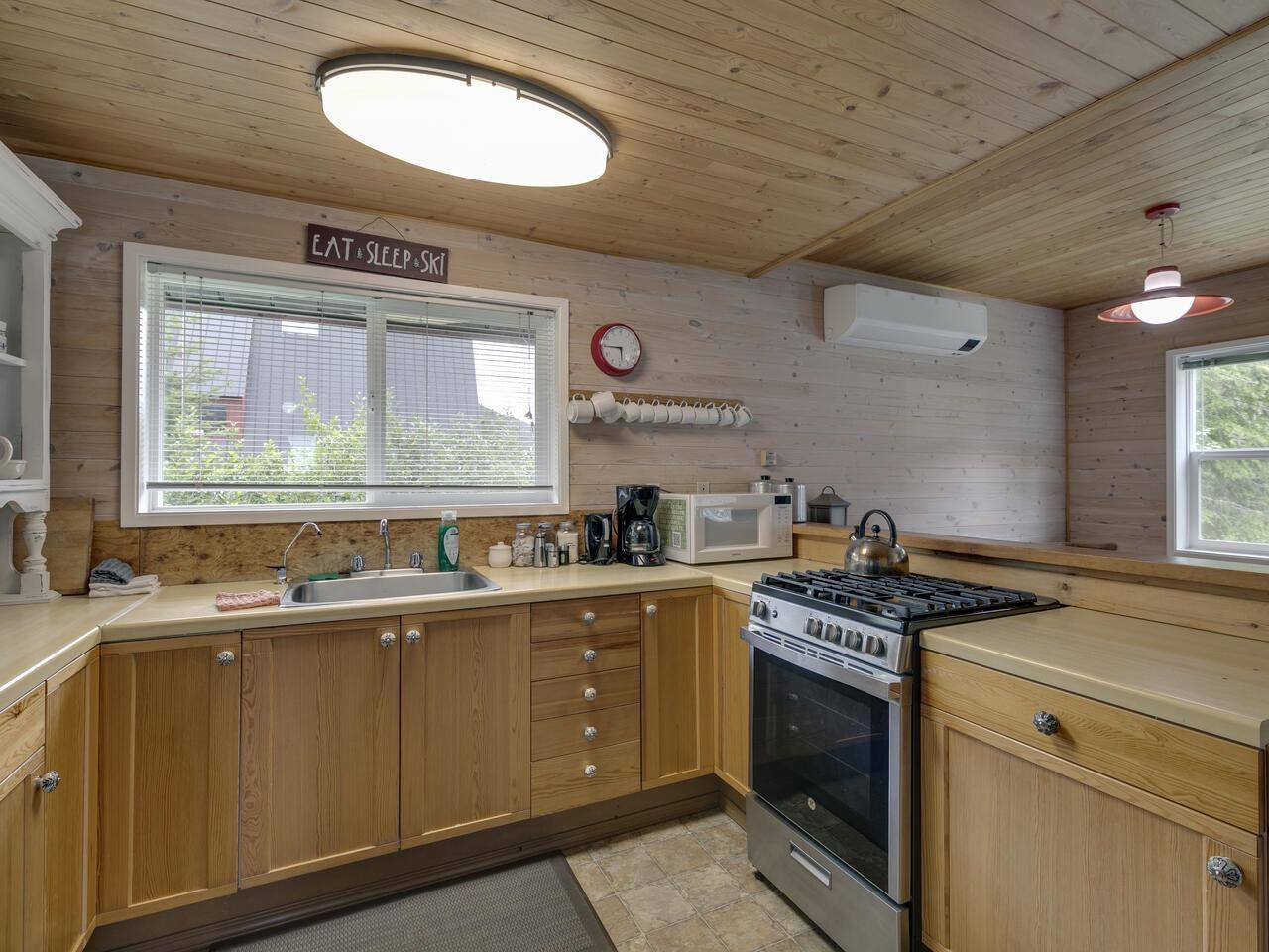 46880 Sakwi Creek Road Property Photo 6