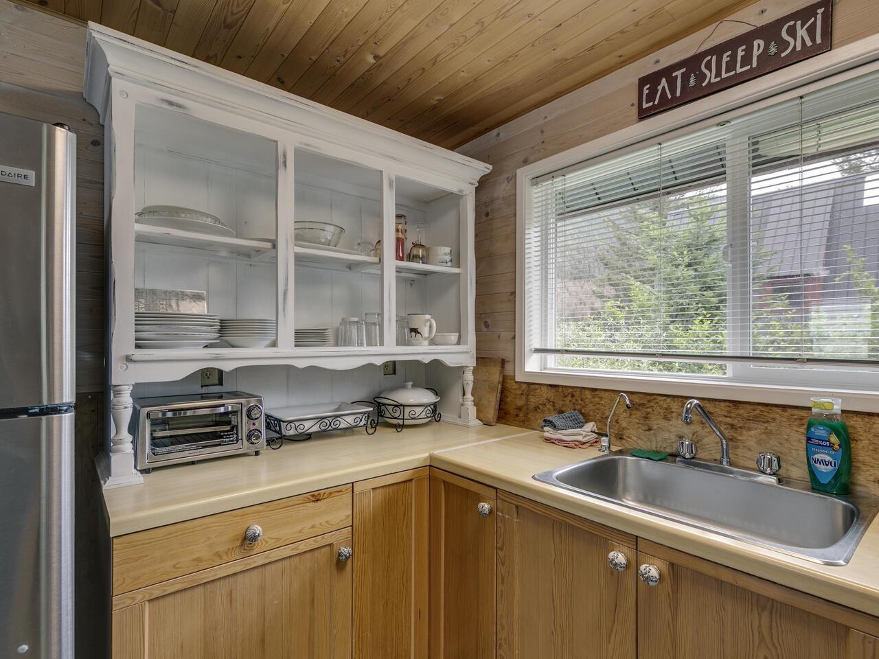 46880 Sakwi Creek Road Property Photo 9