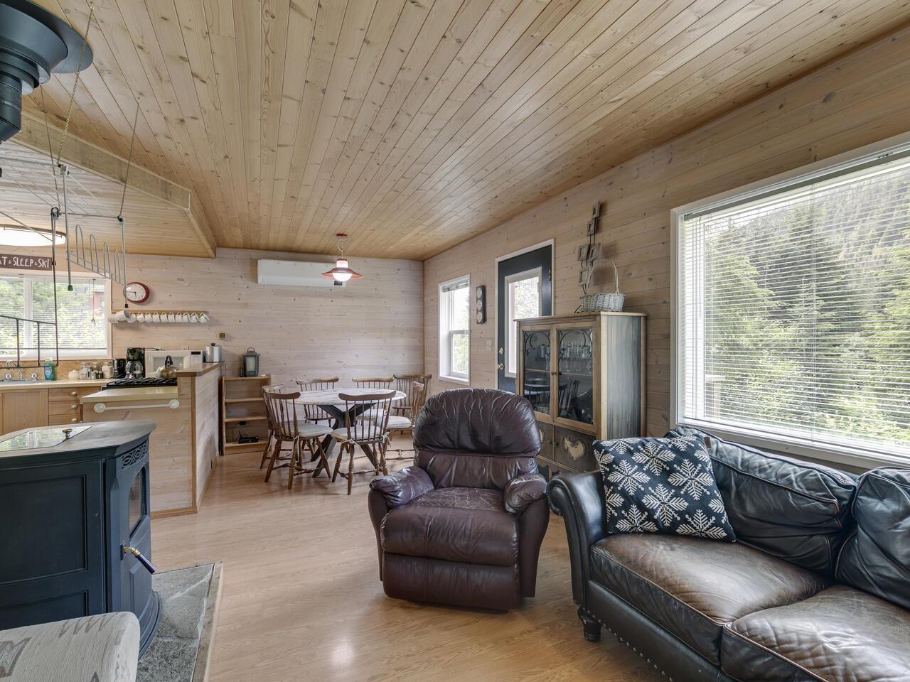 46880 Sakwi Creek Road Property Photo 21