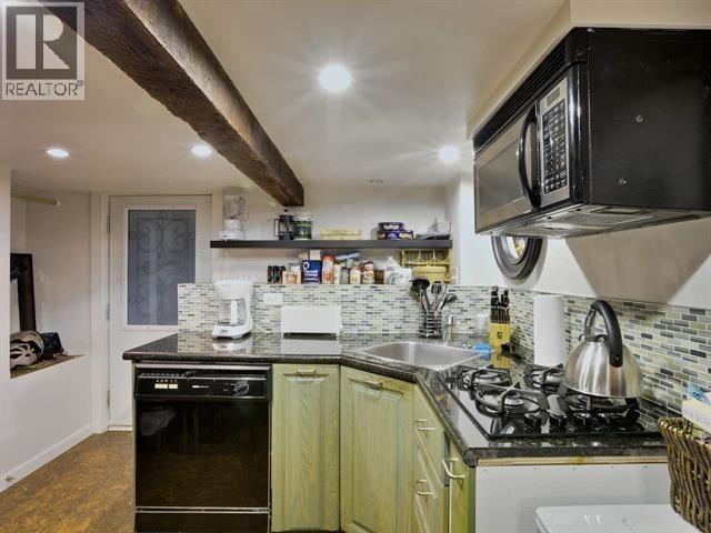 2115 Columbia Street Property Photo 34