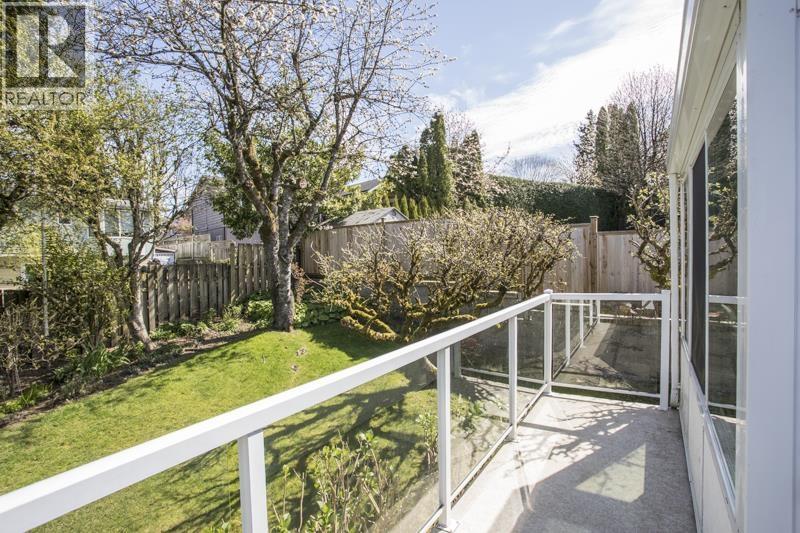 1470 June Crescent Property Photo 8