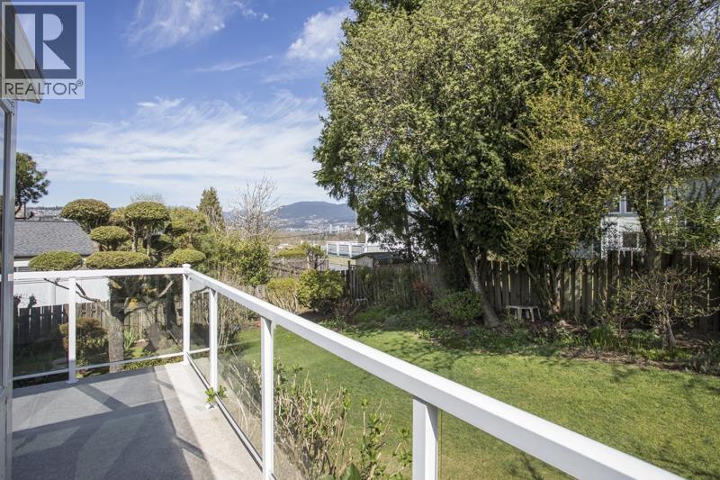 1470 June Crescent Property Photo 9