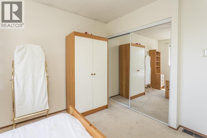 1470 June Crescent Property Photo 23