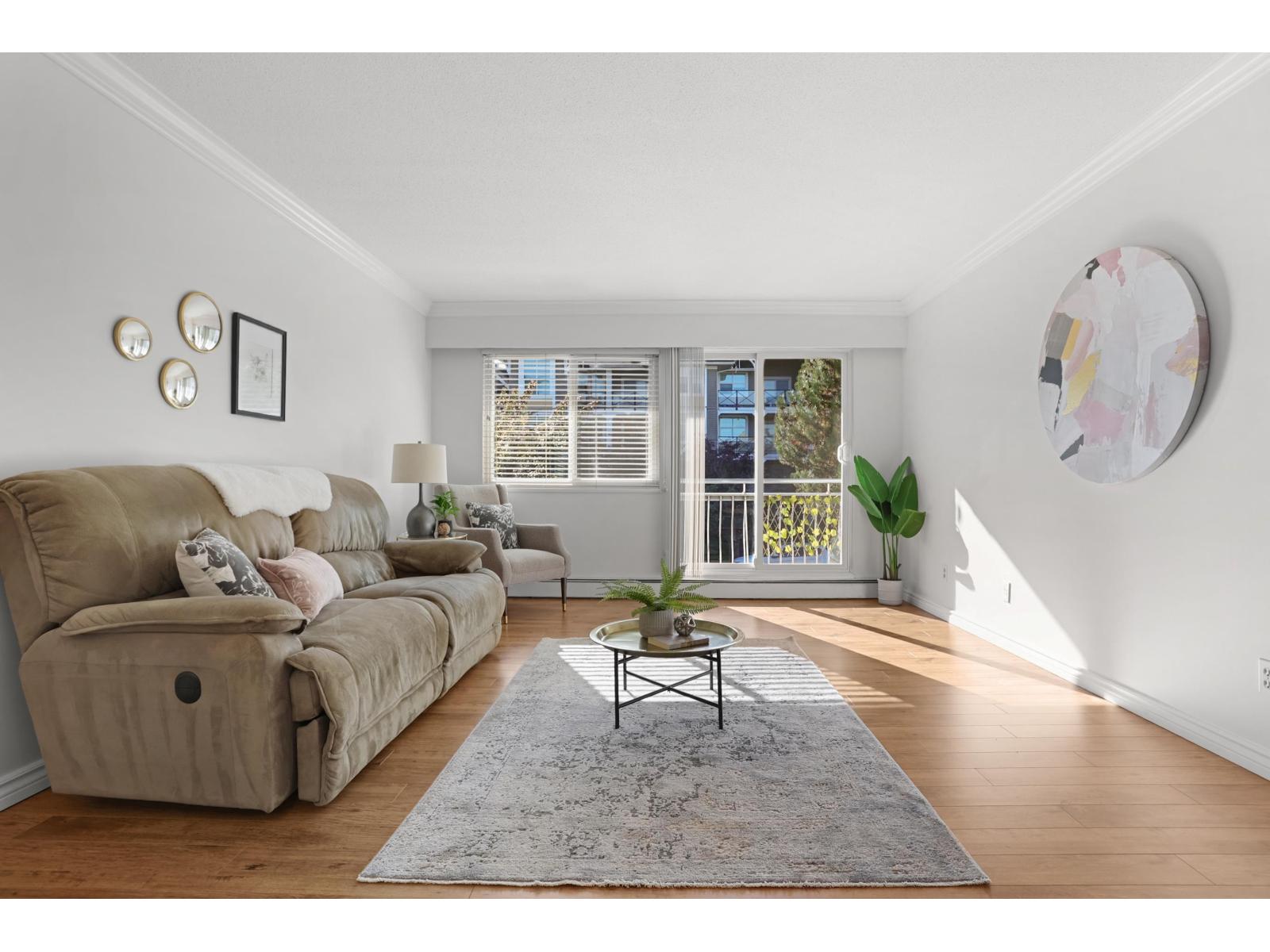 218 17707 57a Avenue Property Photo 3