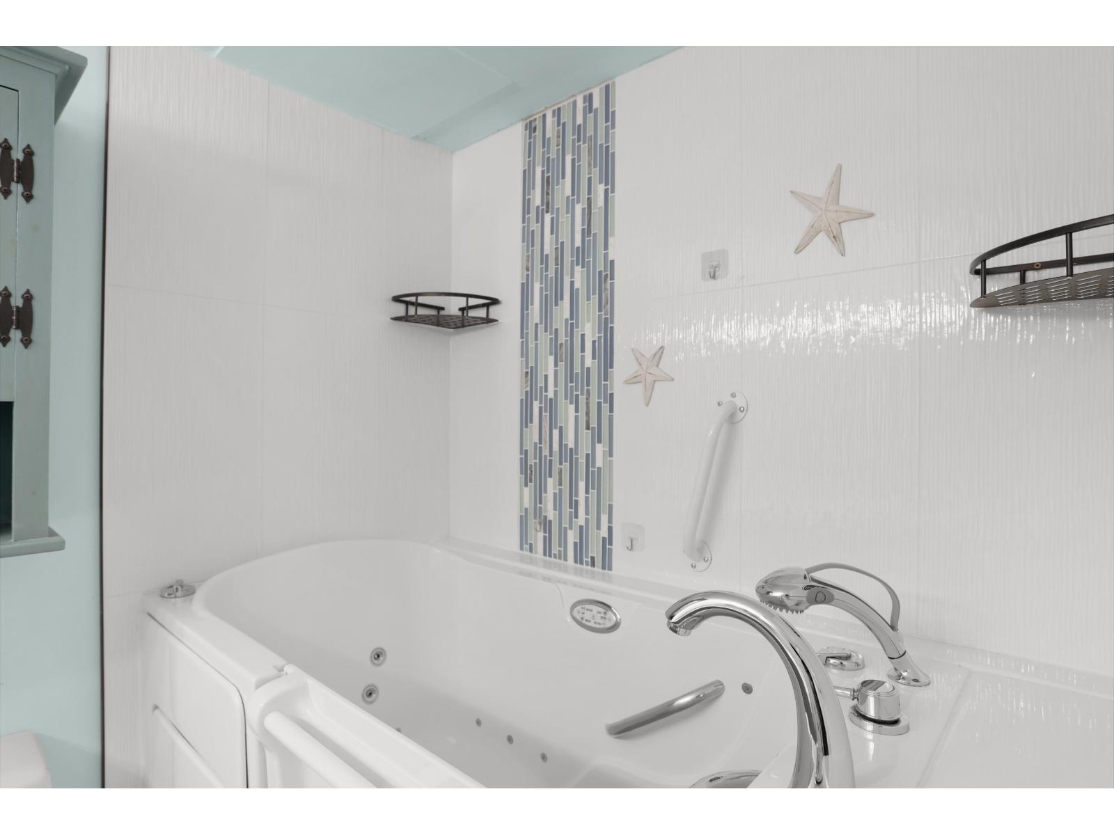 218 17707 57a Avenue Property Photo 18