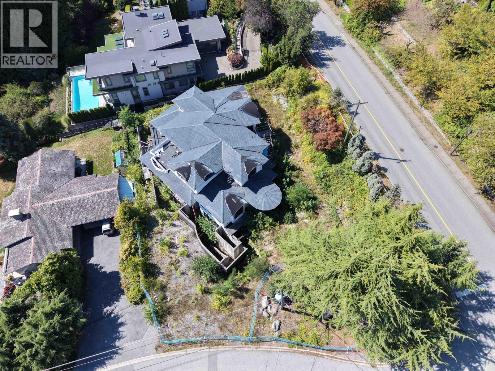 1889 ORCHARD WAY Property Photo 1